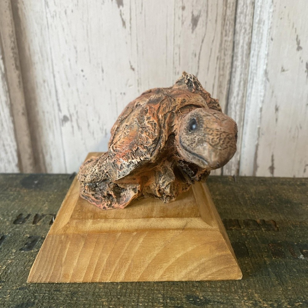 Vtg Marka Gallery Maiku Collection Tortoise Sculpture Turtle Figurine Wood Base‎ - Picture 2 of 9